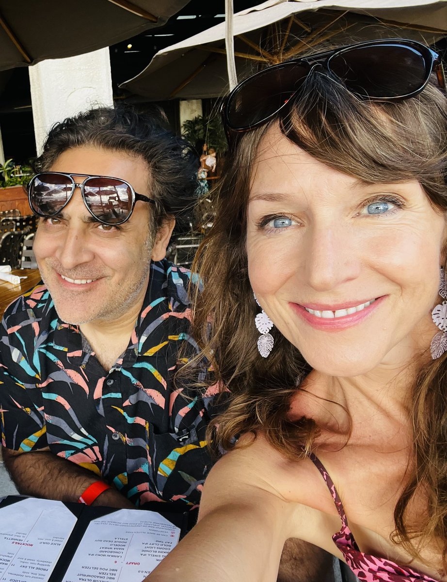 Surfside poke before #Pokemon (in the Waikiki sky!) 💥🌊