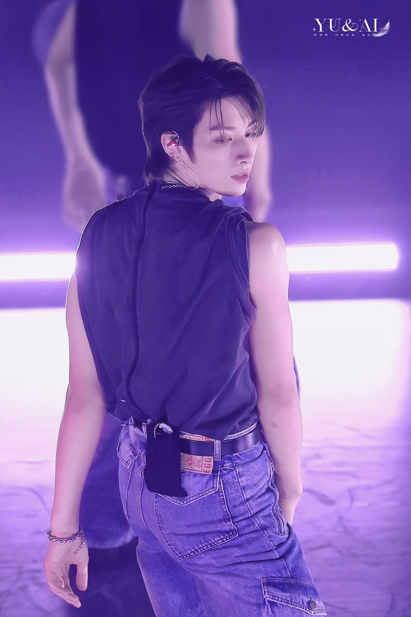 240818 OSAKA Showcase HQ1 Standing Next to Yu #NEXZ #넥스지