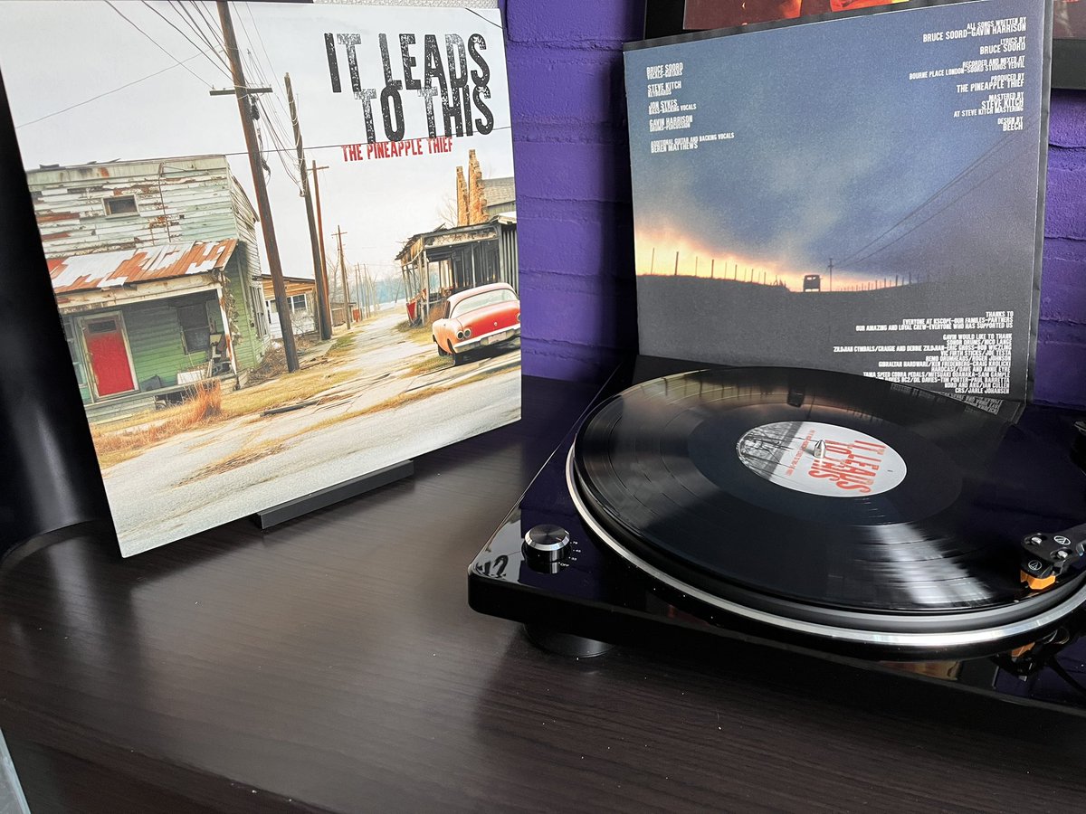 DonQuichotte69's tweet photo. #plaatvandedag The Pineapple Thief - It leads to this (2024) #vinyl #vinylcollection #vinylcommunity #20smusic #nowspinningvinyl #pineapplethief https://t.co/CffmaIfy9v