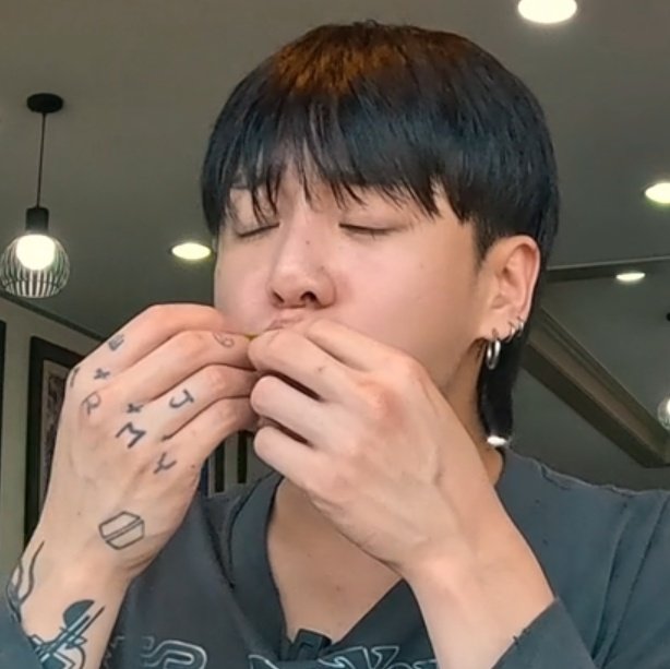 진짜 너무 귀여워 돼지같고