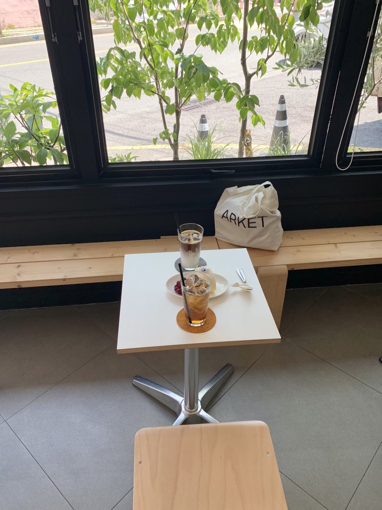 kyomanduza's tweet photo. 4박 5일 부산 먹짱 여행 타래 ♪ https://t.co/zh3na8mFdw