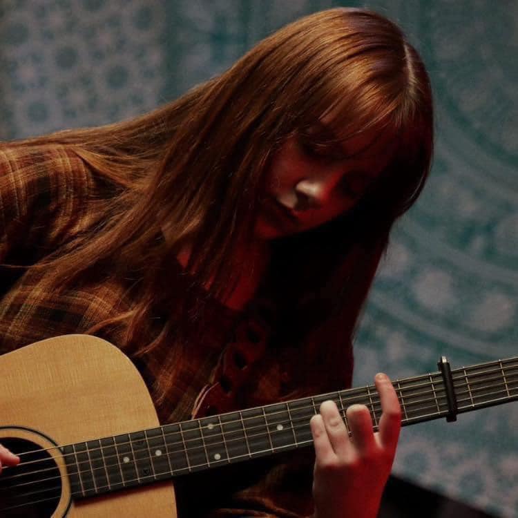 burnleyfest's tweet photo. We're very pleased Kayleigh Hall will be joining us for the Festival, an up and coming singer-songwriter in the process of recording her debut album. Expect soulful vocals and sweet acoustic guitar. On the Music Stage at  12:40pm (approx)

📷 Kayleigh Hall https://t.co/jNTzgNkaKk