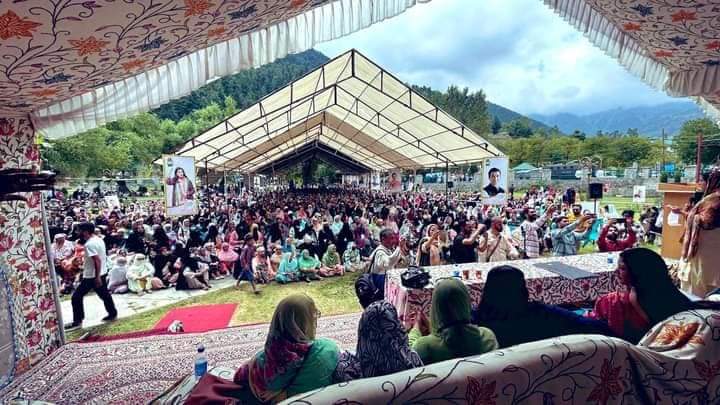 GAMIR_INC's tweet photo. Today, National President of Mahila Congress @LambaAlka participated in the Nari Nyay Sammelan at Doru, Anantnag district, J&amp;K.

During this, a large number of Mahila Congress officials and Congress workers were present.

@MahilaCongress 
@INCIndia https://t.co/5hbtyCAJ93