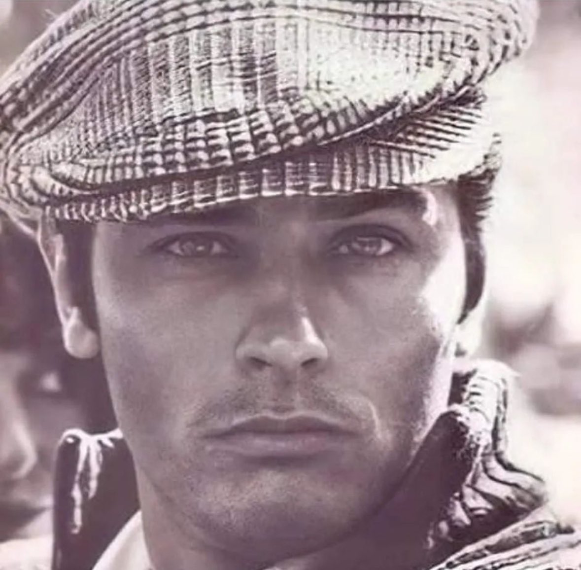 nelsonpancia's tweet photo. Quelle vie … quelle légende 🙌 #alaindelon #legende https://t.co/FVGpTpnWOL