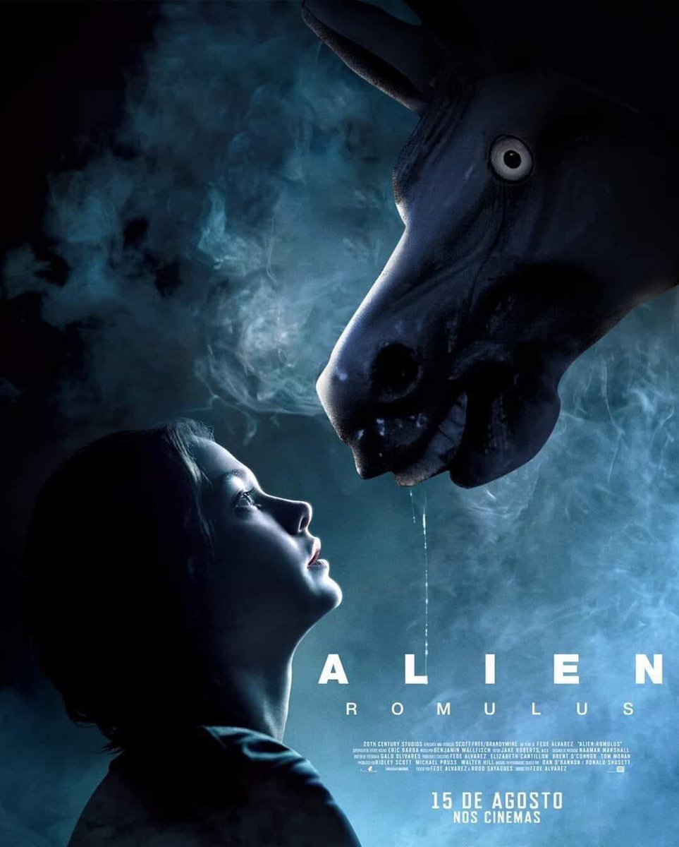 DungeonNoir's tweet image. What’s up with this silly ass horse everywhere? #OutOfTheLoop 

It’s sorta funny