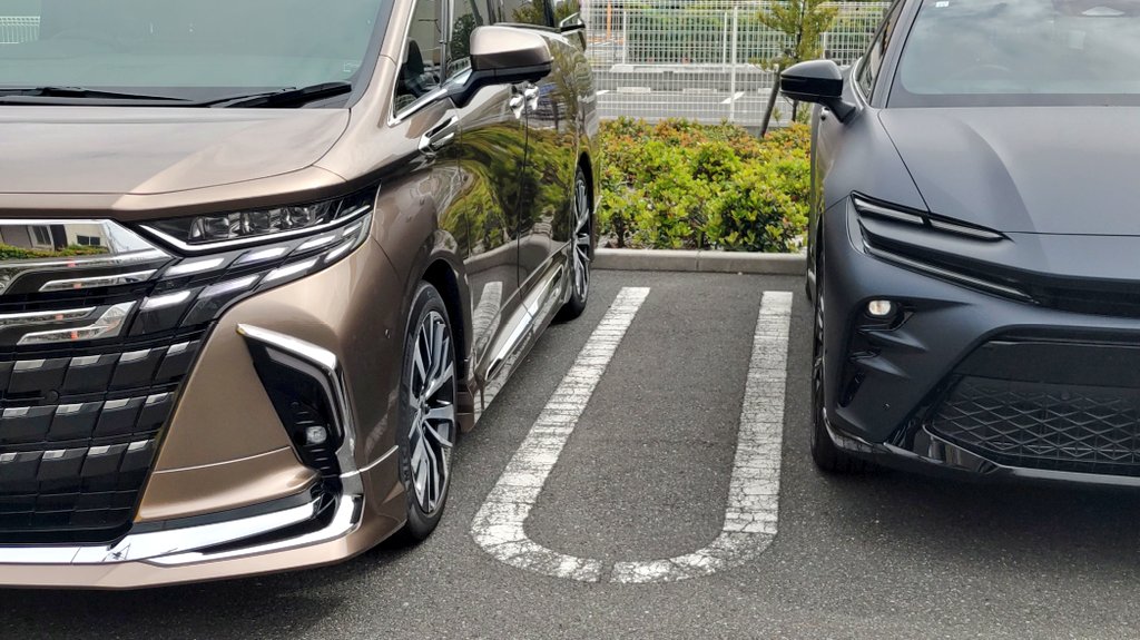 新型アルファード ミニカー カラーサンプル プレシャスレオブロンド