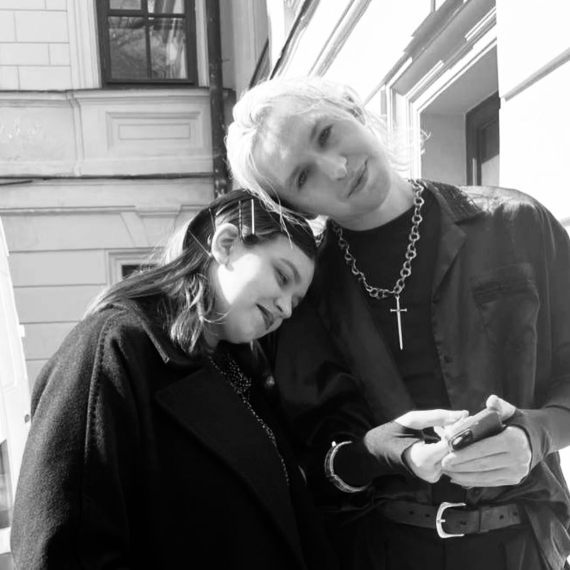 с днём рождения, чушпанка!

<a href="/pvchya/">певчая.</a> люблю очень и скучаю 🖤