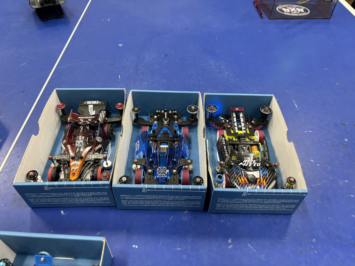 MITTO_STRC's tweet image. 今日はハイファイブ✨bmax予選敗退、オープン準決勝敗退でした😖予選では完走１回しか出来ずヒヤヒヤでしたがなんとか…運営、参加されたみなさんありがとうございました🙇
＃HIFIVE ＃ミニ四駆