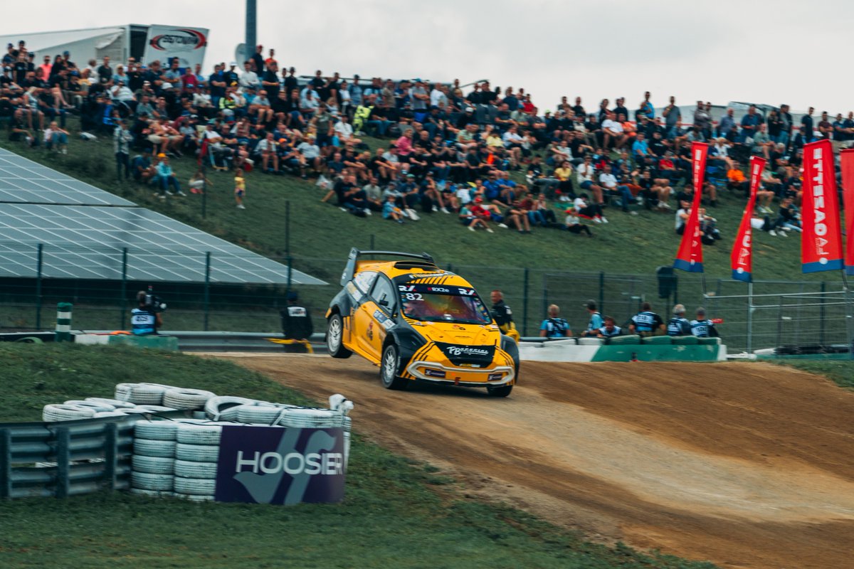 #YellowSquad tweet media