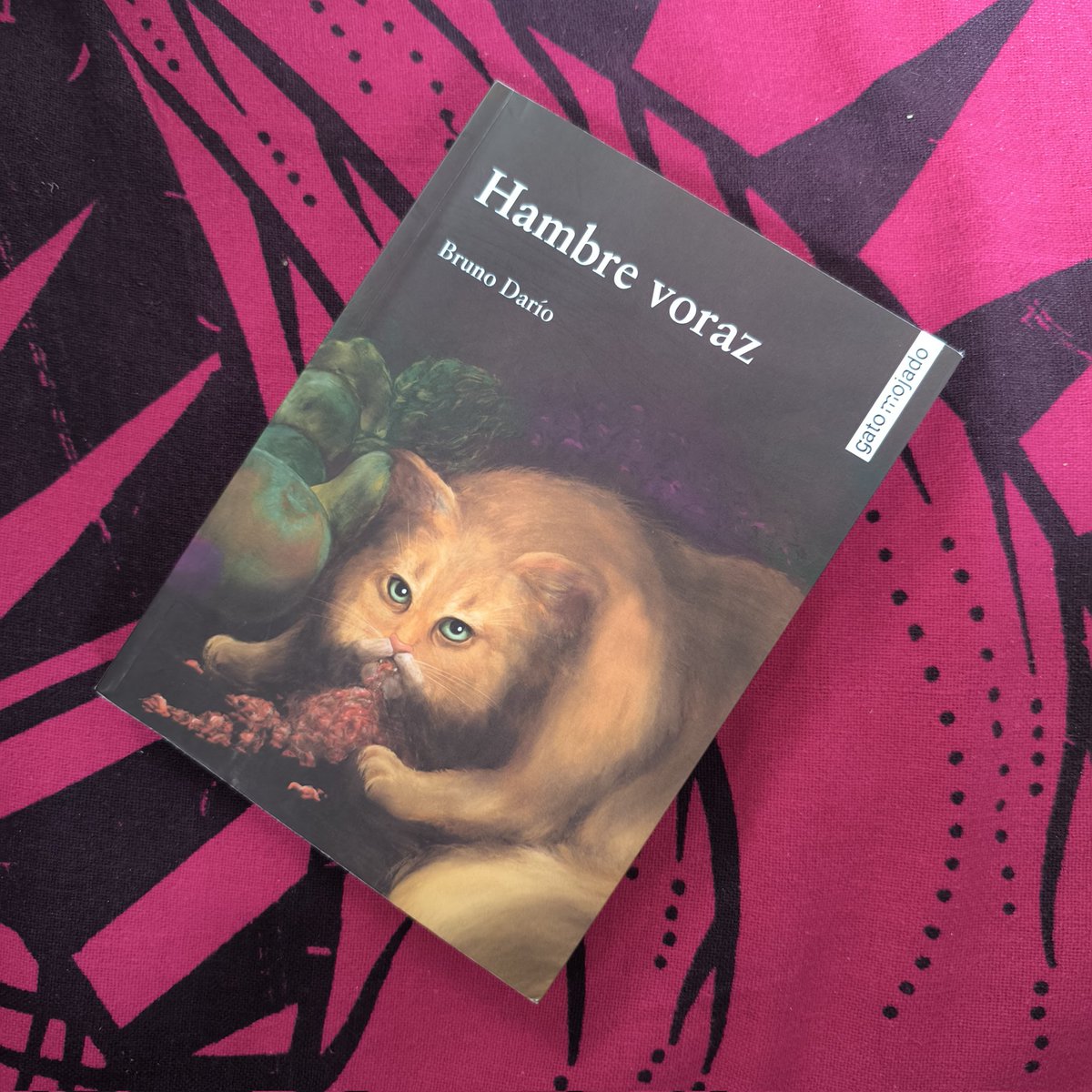 <a href="/penguinlibros/">Penguin España 🐧📚</a> <a href="/LumenEdit/">Editorial Lumen</a> Brutal esta novela de <a href="/brunodario/">Bruno</a> Me ha dejado un mal cuerpo con esta distopía terrorífica que parece cosas del pasado, pero como dice la frase: el pueblo que no conoce su historia está condenado a repetirla.