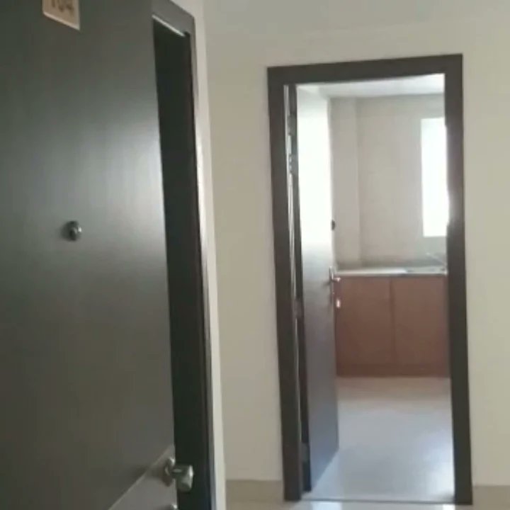 شقه تجاريه وسكنية اربع غرف وصاله في منطقه المجاز ٢ _ضاحية المجاز _ برج الابتكار ١
عمر البرج ٣ سنوات
تملك حر مع باركنك
مساحه ١٣٨ متر مربع
مساحه ١٤٨٥،٣٨ قدن مربع 
السعر.......... للتواصل اتصال فقط 0522503544 للتواصل واتس فقط 0527285206