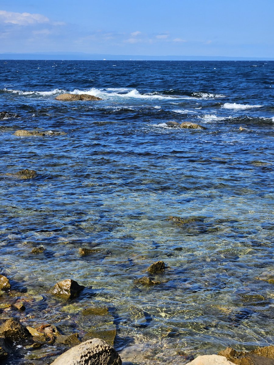 llaarll's tweet photo. 復興支援で能登へ
天気が良かったので日本海とは思えないほどの青くて綺麗な海でした
秘湯の温泉も行ったけど、写真撮ってなかった💦 https://t.co/P0T06v8mFa