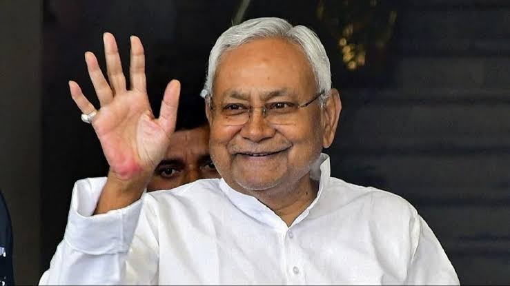 बिहार में जमीन सर्वे शुरू होने वाली है। बिहार में ऐसे भी जमीन है,जो गरीब,लाचार और कमजोर परिवार पर जुल्म करके दुसरे लोग हथियाएं हुए है। साथ ही ऐसे बहुत विवादित जमीन है। इसपर सर्वे के दौरान ईमानदारी से काम करने की आवश्यक है। सर्वे के दौरान विशेष ध्यान दिया जाना चाहिए।