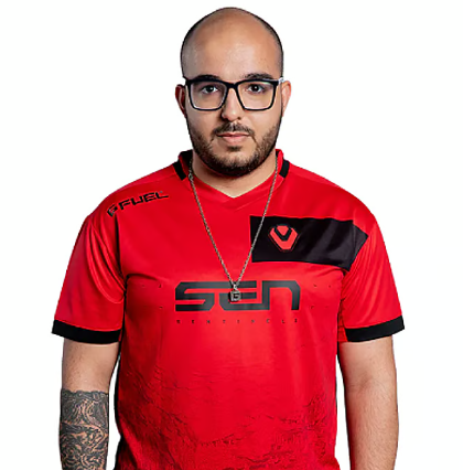 clickthatfollow's tweet photo. @Sentinels THE FACE OF CLUTCH! #SACY https://t.co/UHf6T8xfko
