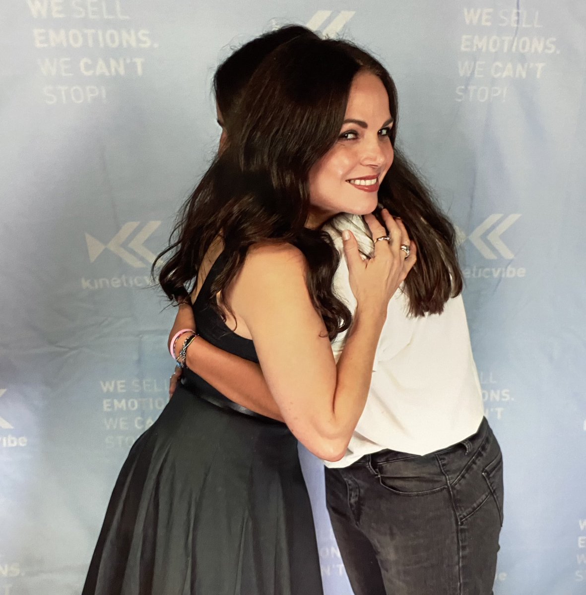 Today is my birthday 🥳🎉🍾 thank you Lana for everything you do for me all these years! I love you endlessly ❤️💋