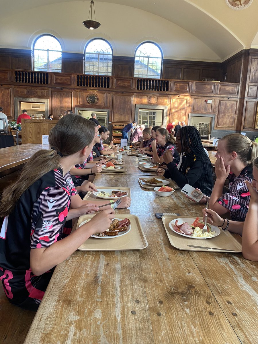 Cray Wanderers U16 tweet media