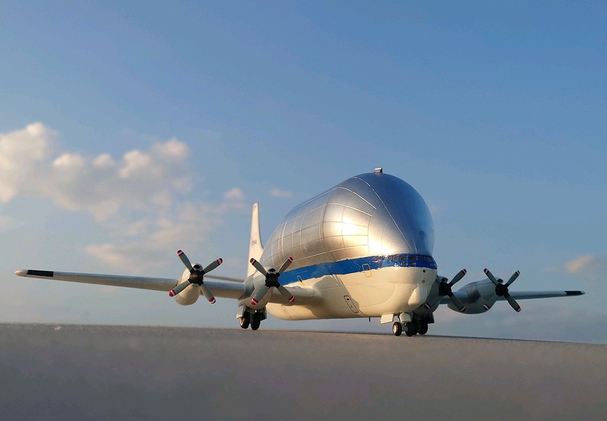 mini_weapons's tweet photo. 完成しました!
1/144
Aero Spacelines B-377
Super Guppy
愛称(スーパーグッピー)
"NASA" (アメリカ航空宇宙局)仕様
キットは今は無きオオタキ(大滝製作所)製
デカールはVintage Flyer Decalsです
#144スケモ #NASA #144ブンドド #Superguppy #guppy #scalemodel #Aircraft #B377 #USA #プラモ https://t.co/qwwbgcngzi