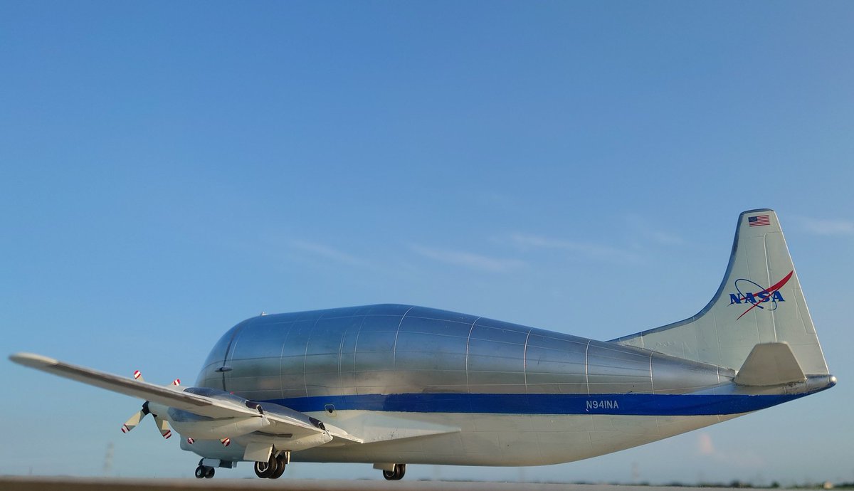 mini_weapons's tweet photo. 完成しました!
1/144
Aero Spacelines B-377
Super Guppy
愛称(スーパーグッピー)
"NASA" (アメリカ航空宇宙局)仕様
キットは今は無きオオタキ(大滝製作所)製
デカールはVintage Flyer Decalsです
#144スケモ #NASA #144ブンドド #Superguppy #guppy #scalemodel #Aircraft #B377 #USA #プラモ https://t.co/qwwbgcngzi
