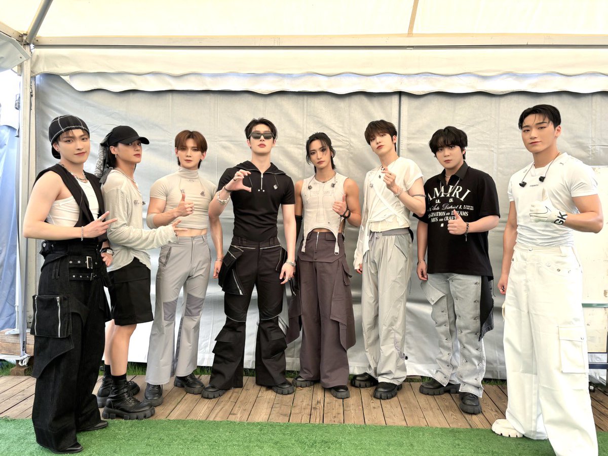 jjongdungie's tweet photo. Summer Sonic D2 
https://t.co/G10NUDkY7T https://t.co/nQi34nmGrQ
