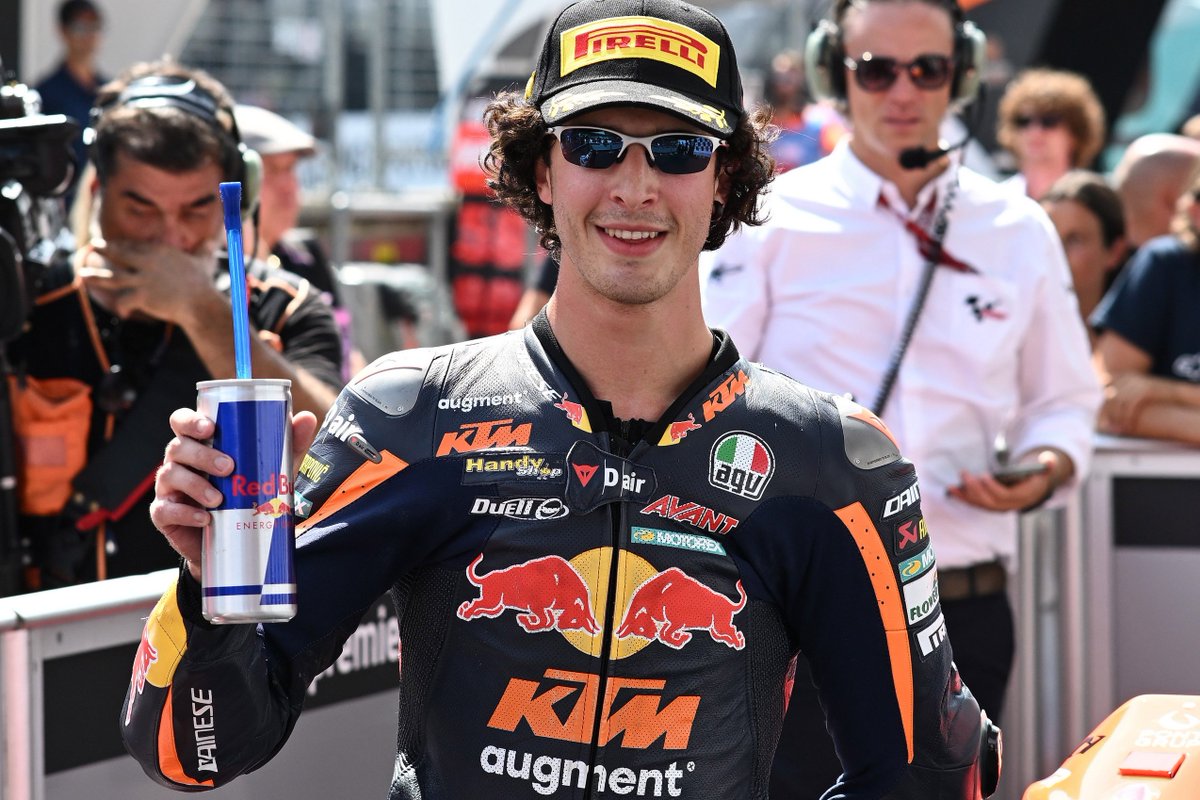 First win of 2024 for Celestino Vietti at the #AustrianGP! The <a href="/RedBull_KTM_Ajo/">Red Bull KTM Ajo</a> rider was just unstoppable in today's #Moto2 race at Spielberg! #dainese