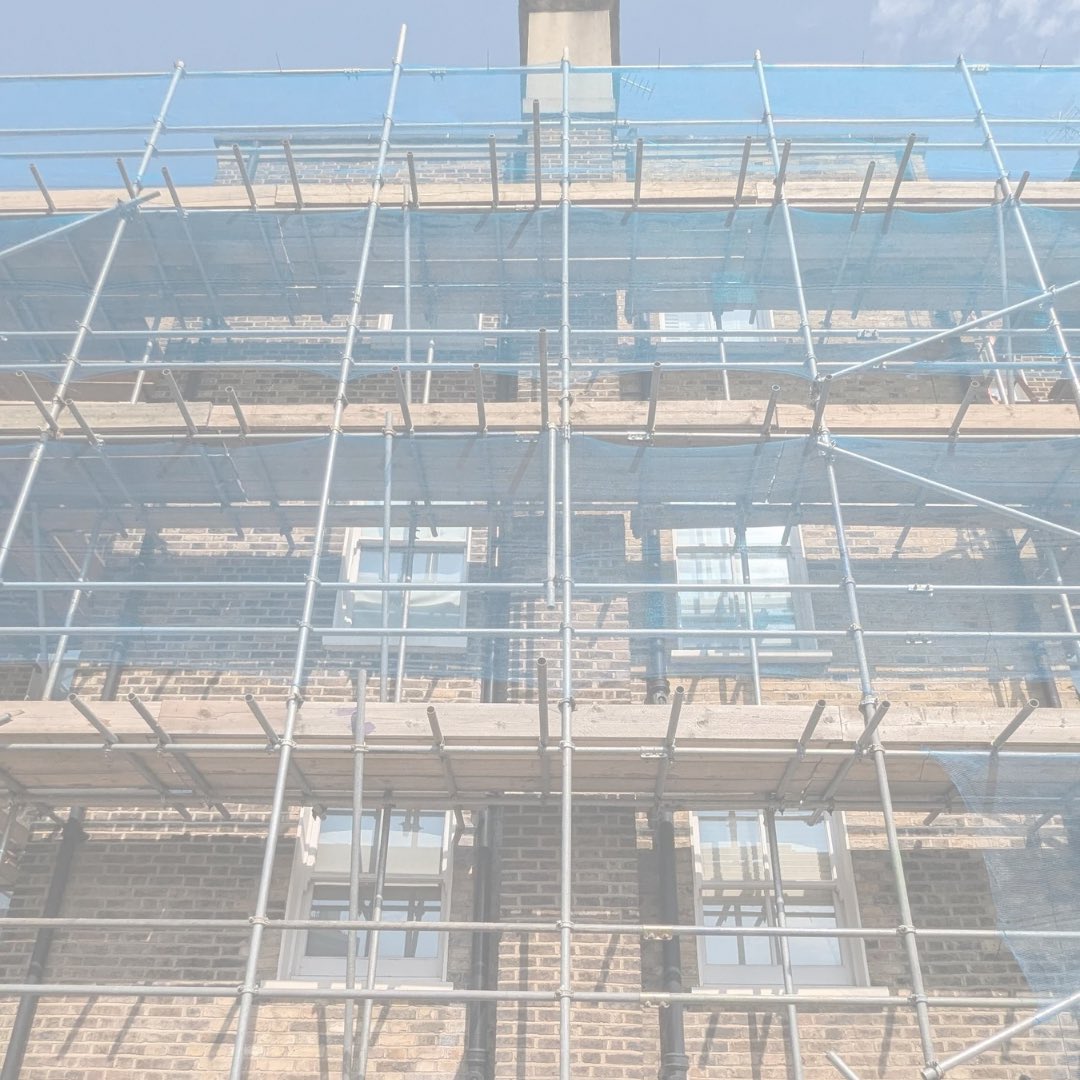 Site update on our Grade II listed building renovation! Scaffolding has been carefully installed

Curious about what a listed building is? It’s a building of special architectural or historic interest, and Grade II means it’s of particular importance

#bydobuild #dobuild