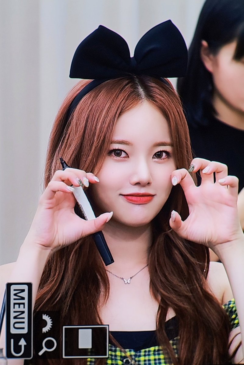 limerence_1212's tweet photo. 240818
🤎🤎

#위클리 #Weeekly #수진 #이수진 #soojin #leesoojin https://t.co/zuzwOR9ztF