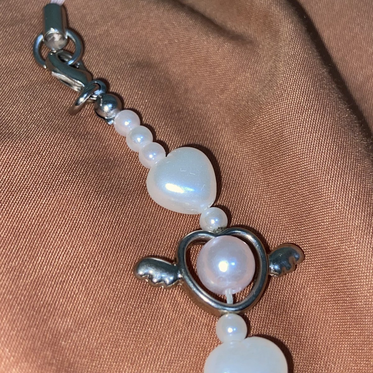 mirui34sub's tweet photo. (พร้อมส่ง)
sanrio dreaming angels 
เฟรมมายเม - 180 
พวงกุญแจ - 350 
ค่าส่ง 40.- 

*ผ่านการใช้งานแล้วทั้งคู่ พวงกุญแจมีตำหนิในรูป (รอยเปื้นที่หน้า รอยขนแมวที่หัวใจ รอยน้ำตาลที่สาย)
#ตลาดนัดตุ๊กตา #ตุ๊กตามือสอง #ตลาดนัดซานริโอ้ #ตลาดนัดsanrio https://t.co/5hgK2ppytn