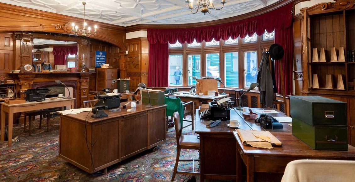 Nehaaaa_c's tweet image. #thecodebreaker
#theimitationgame
#bletchleypark 🎰👨‍💻🧚‍♀️
-“Sometimes it&apos;s the very people who no one imagine anything of who do the things no one can imagine”
-----------------
- Alan: I don&apos;t.
Joan Clarke: What?
Alan : Care for you. I never did.I just needed you to break Enigma.