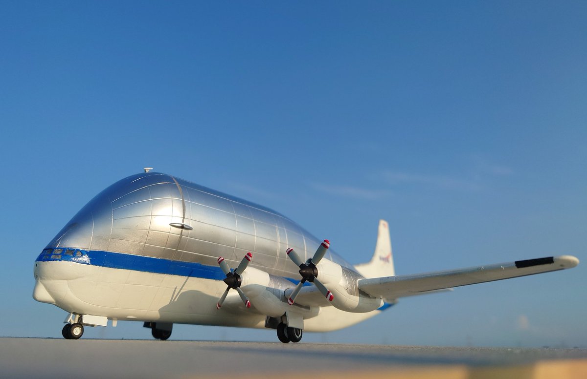 mini_weapons's tweet photo. 1/144
Aero Spacelines B-377
Super Guppy "NASA'
完成写真その2
撮影してて思いました
こいつ、ちょっとかわいい🌝
#144スケモ #144ブンドド #NASA #スーパーグッピー #scalemodel #modelplane #Aircraft #144scale https://t.co/JJGrSyEFm6