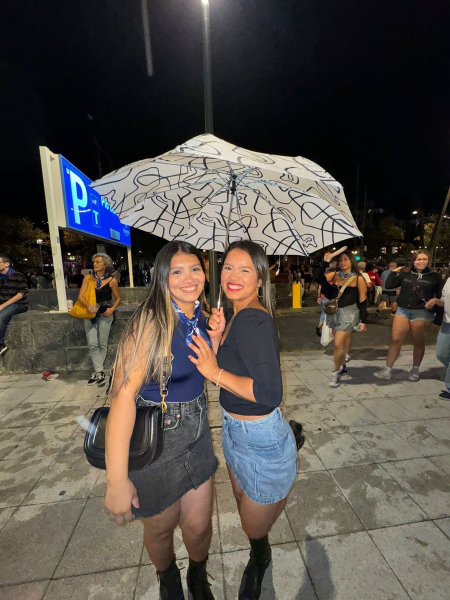 sorializ19's tweet photo. Aste Nagusia 2024 💙🦋 https://t.co/ypSJqoXhUb