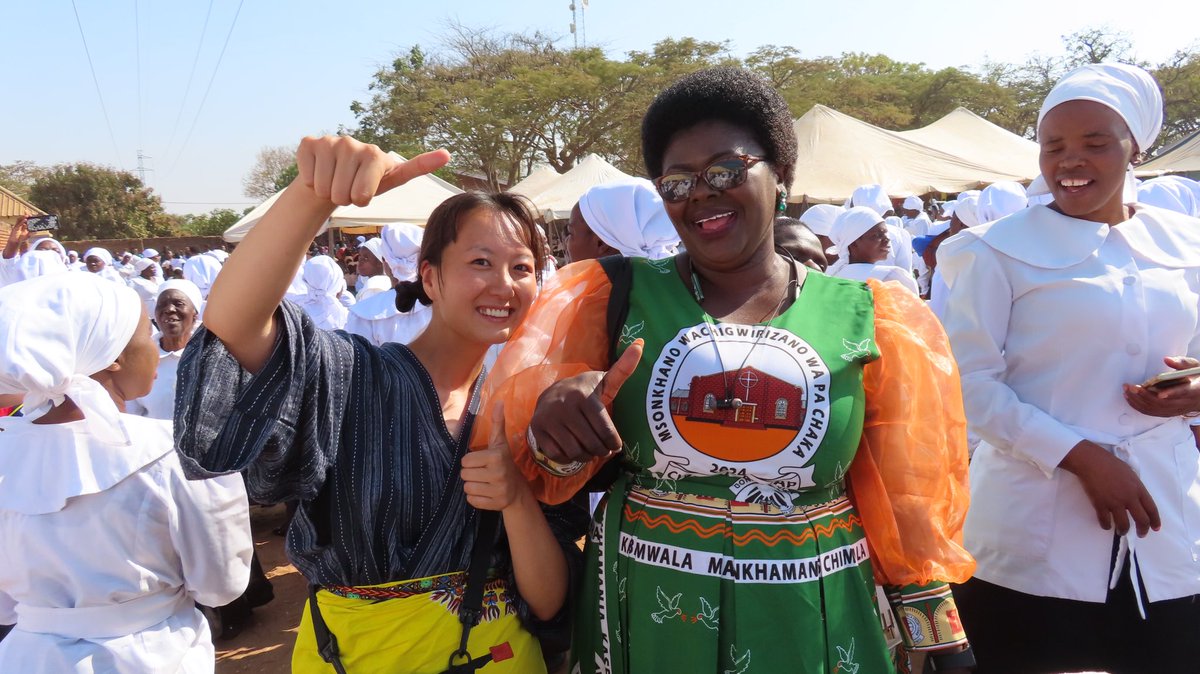 好きな色着よ！！💚🧡
#マラウイ🇲🇼