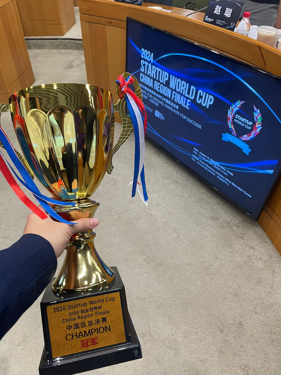 pointfittech's tweet image. Honored to introduce our PF-Sweat Sensing tech at the China Region Final of the @PegasusTech_V  @SWCPTV 2024, bringing home the Champion title and securing our ticket to the Grand Finale in San Francisco this October!!! Super excited for it 💪🎉🥳