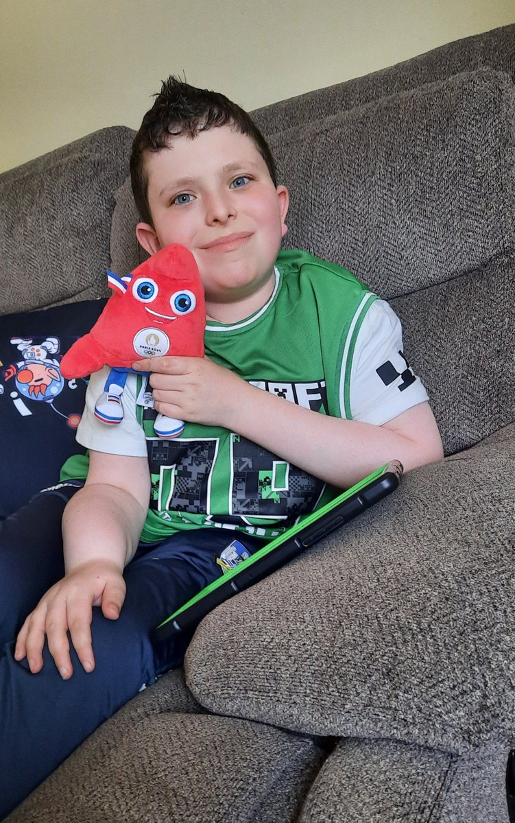 GriffinMajella's tweet photo. He thought I couldn't get Phryge for his birthday.  He didn't know I had him ordered.  Someone is a very happy boy today.
Waiting for the  Paralympics to support @thomasyoungt38 
An inspiration to what can be achieved living with NF1 
#NFstrong #NFWARRIORS https://t.co/TykGVDGMcg