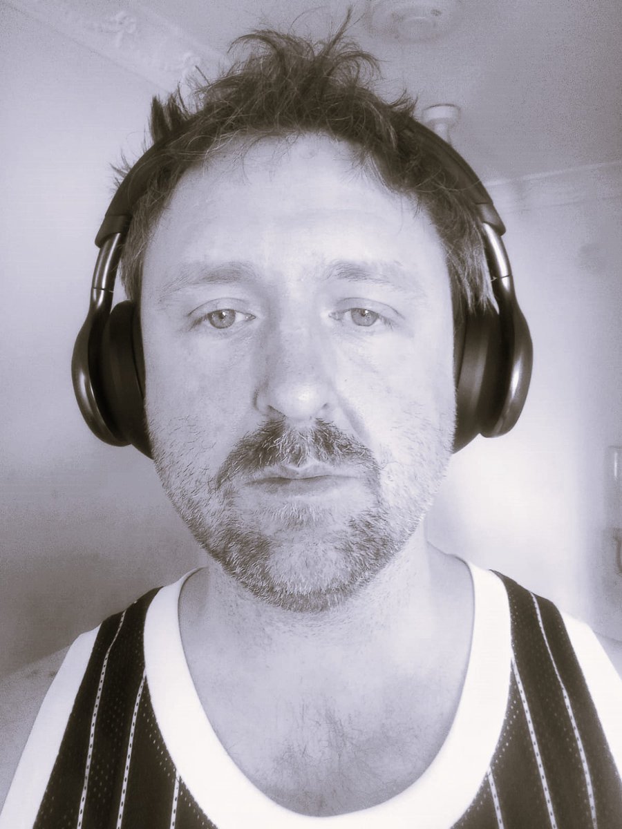 BehanTobias's tweet photo. A photo of my face for the algorithm #poet #poetry #writier #playwright #daniel #tobias #behan https://t.co/8mxQdE6TVD