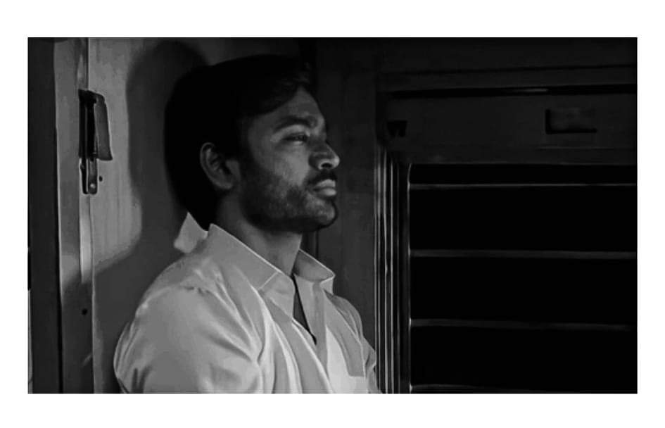 करे तो करे क्या ,जाए तो जाए कहां?

कही कोई नहीं है सुनने वाला ,सवर्ण ही शोषित है।

सवर्ण नेता आवाज़ नहीं उठा पाते ,उन्हे दूसरे वर्गों से वोट लेना है। कोई भी दल हमारे साथ नही खड़ी होती क्योंकि हम संगठित नही है।

हमारा मंच यही X ही है ,आवाज बुलंद करिए

#सवर्ण_विरोधी_UP_सरकार