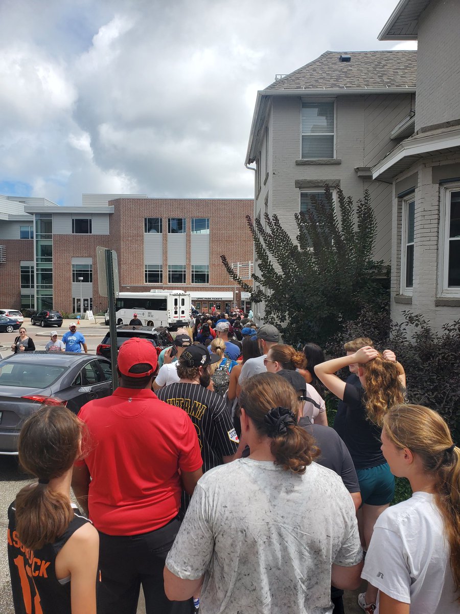mazzaka77's tweet photo. @erie_seawolves this is a ridiculous line. You need another ticket taker. https://t.co/NiXPGBeawR
