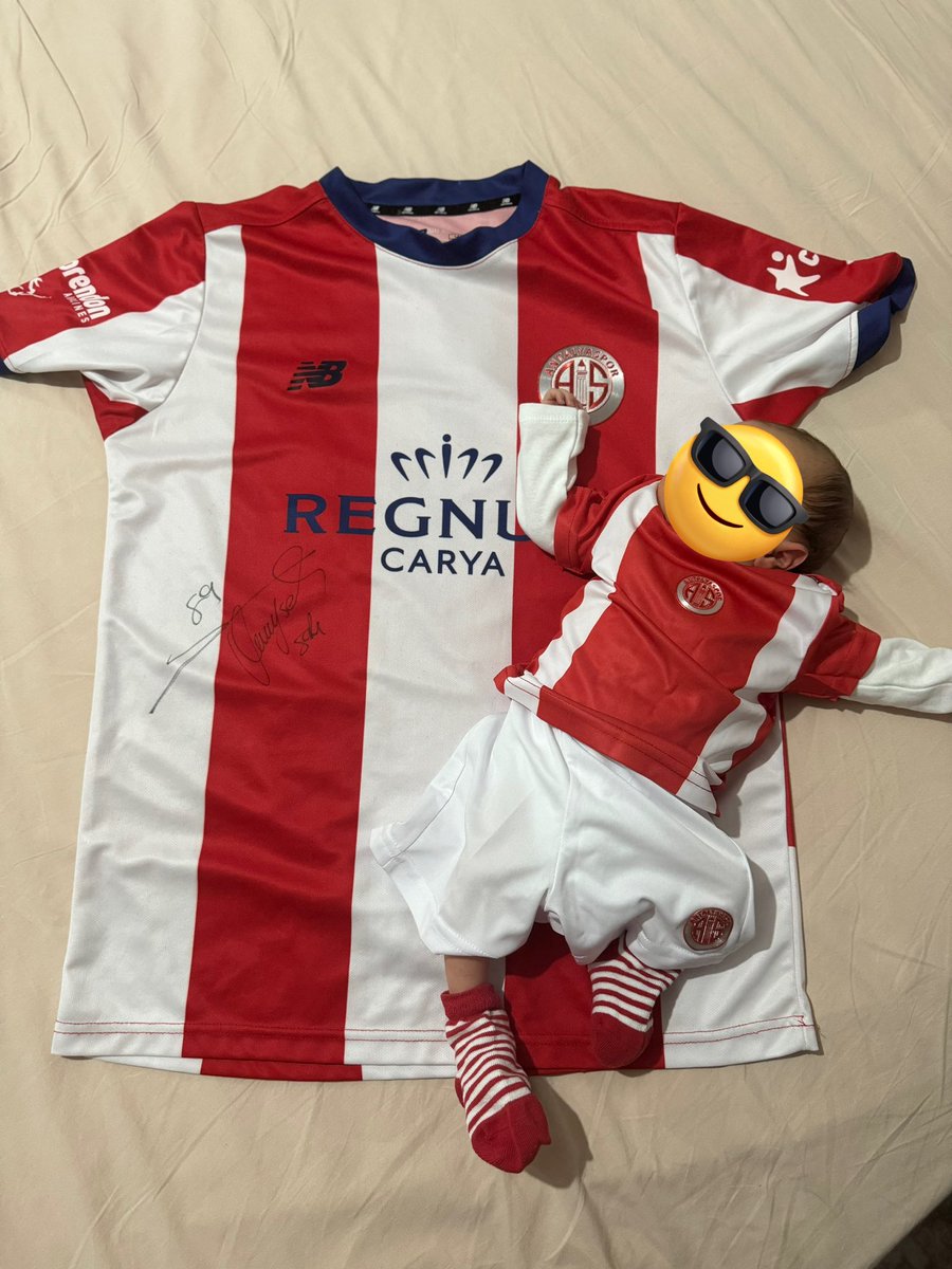 # En Minik Taraftarınız Olarak Deplasmanda BJK ile Karşılaşacak Olan Tüm Futbolcu Abilerime Başarılar Dilerim.
#ParolaGalibiyet
<a href="/Antalyaspor/">Hesap.com Antalyaspor</a> 
<a href="/sinanboztepee/">Sinan Boztepe</a> 
<a href="/07genclik1981/">07 GENÇLİK</a>