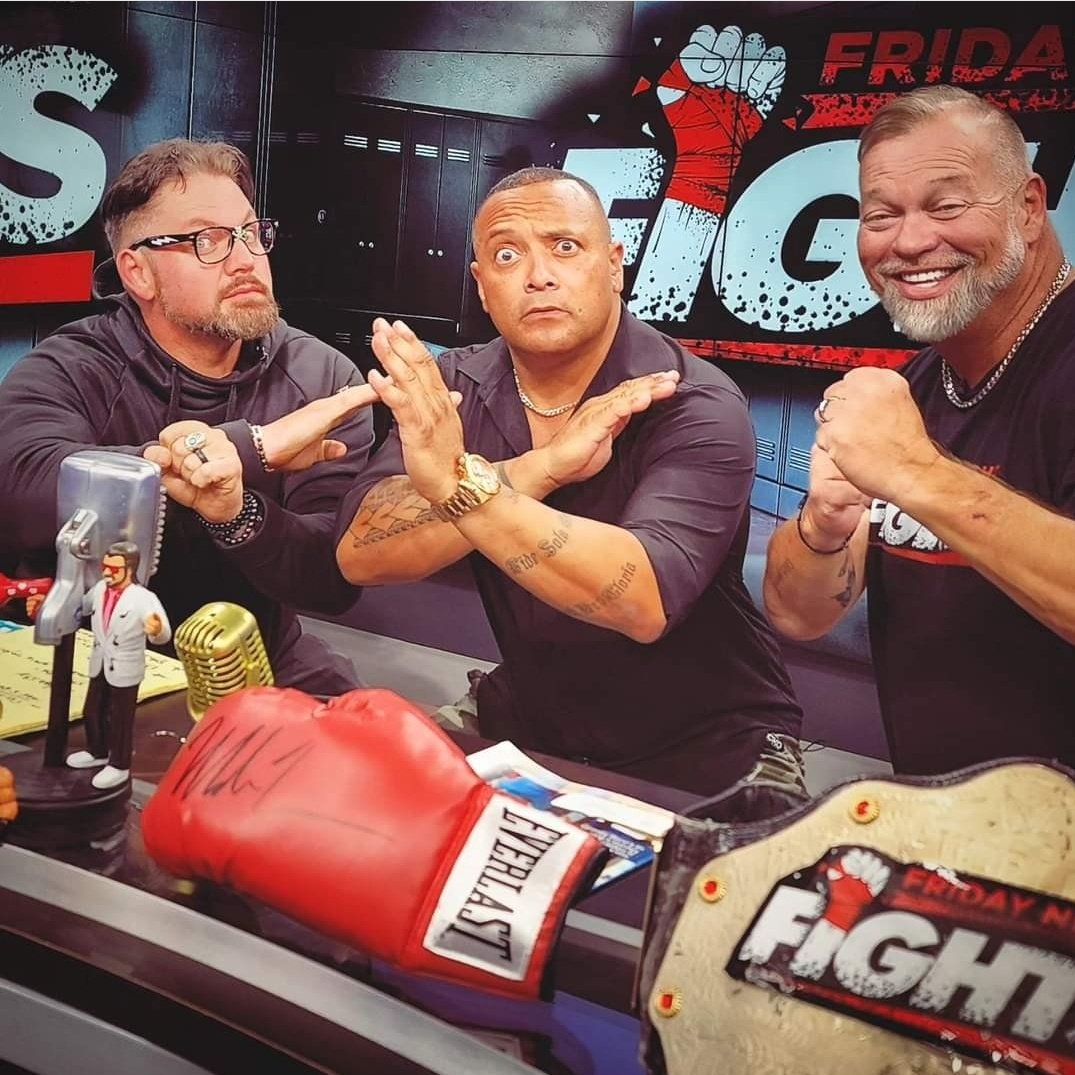 Fighting off the start of the week...and for many, the start of schools around the area! 

We hope you enjoyed Friday Night Fights this past week, new episode this next Friday! 

What does your week look like?!?