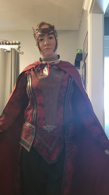 New scarlet witch cosplay.  #cosplay #cosplayer https://t.co/VvgiEabEfB<a href="/tag/cosplay"class="tags">#cosplay</a><a href="/tag/cosplayer"class="tags">#cosplayer</a>