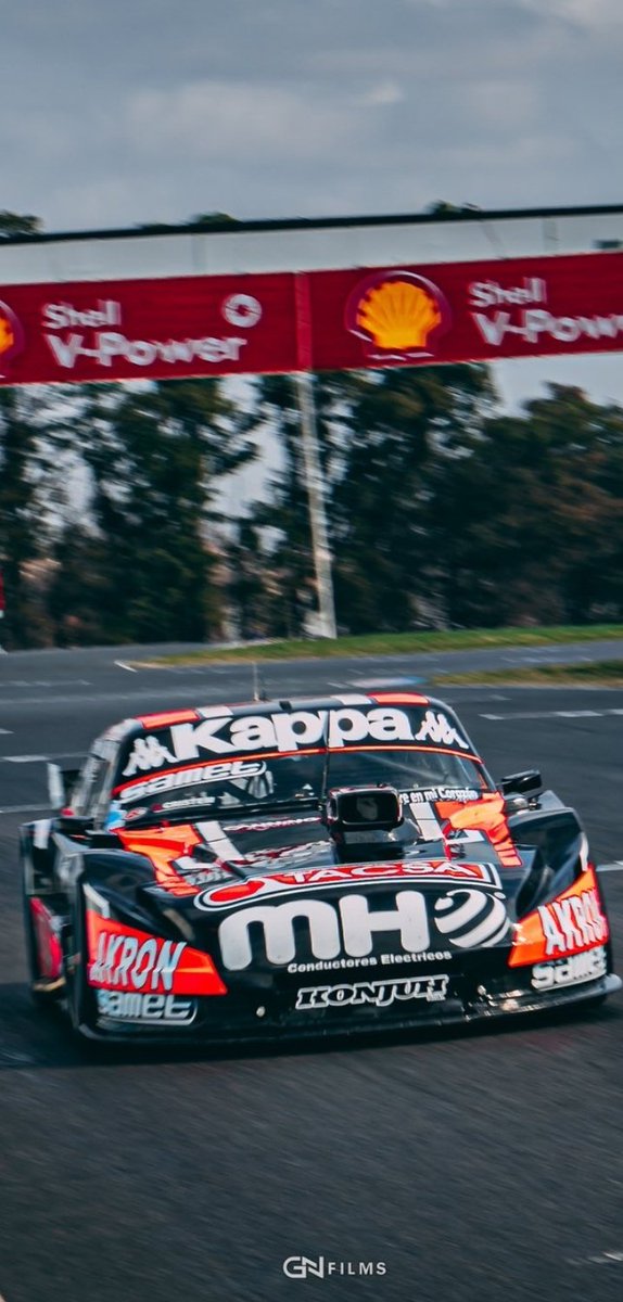 Con un auto armado en 3 días y que se vino directo desde el TC pista Mouras. Volvió el mejor de todos y con tal vez el último podio de la chevy, pase señor que lo estábamos esperando <a href="/AgustinCanapino/">Agustín Canapino 🇦🇷</a> 🤝
