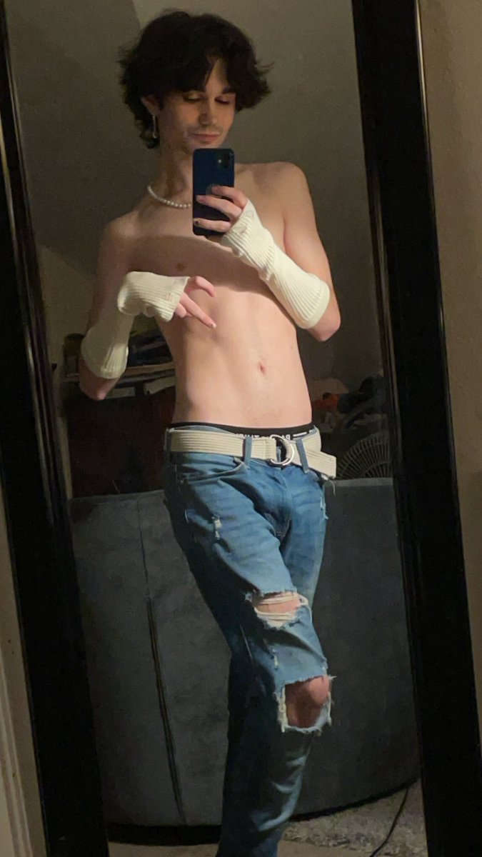 JaceMigues5's tweet photo. ~ hihi!!

~ name is Jace, but you can call me whatever you like ;3

~18+ only!!1!1

~DM’s are open, feel free to say hi <3 https://t.co/vtVa6xvZms