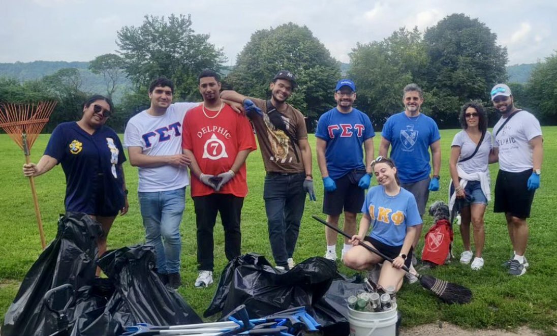 Delphic Fraternity and Agonian Sorority joint Community Service Project Event. #delphic #fraternity #agonian #sorority #community #service #event #nyc #park #cleanup #newyork #dahlia #sister
