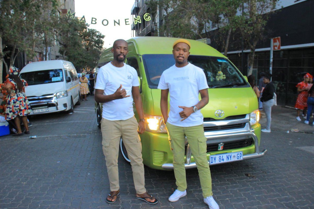 Cmza_M's tweet photo. Osomathekisi... #Brotherly_Love 🚕🚐 https://t.co/kHrXmmjndu