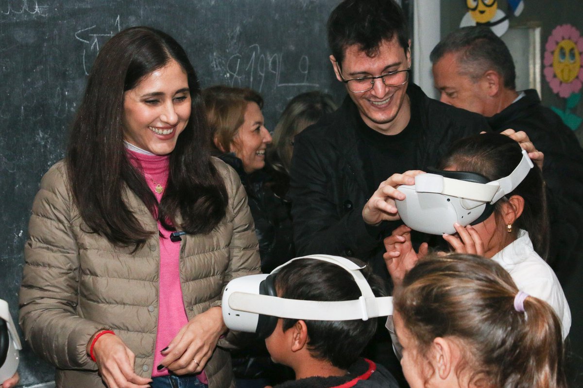 paulafrancook's tweet photo. Que los niños y niñas puedan soñar en grande e imaginar un futuro próspero, es para lo que trabajamos día a día. Feliz día a las infancias misioneras❤️ #DiaDeLasInfancias https://t.co/geQAncX00x