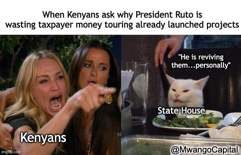 MwangoCapital's tweet photo. 𝐓𝐡𝐢𝐬 𝐖𝐞𝐞𝐤'𝐬 𝐓𝐨𝐩 𝐁𝐮𝐬𝐢𝐧𝐞𝐬𝐬 𝐍𝐞𝐰𝐬 𝐢𝐧 𝐌𝐞𝐦𝐞𝐬:

1.  After public uproar, State House came out to defend President Ruto's launching of projects in Western Kenya saying the intention was to revive stalled Uhuru-era projects, not commission them

#MwangoMemes https://t.co/cOEgQNOkAA