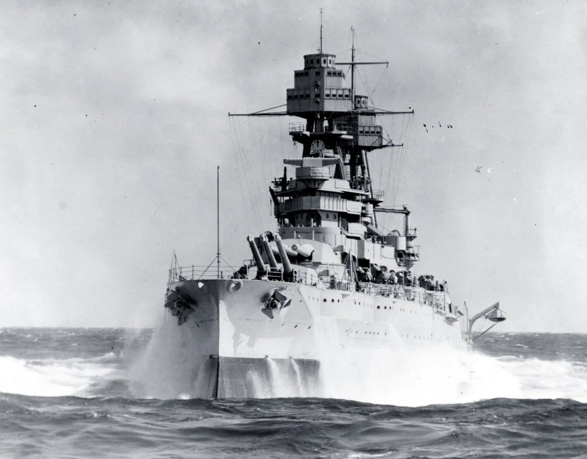 r116440's tweet photo. 🇺🇸 @USNavy Pennsylvania-class #battleship USS Arizona (BB-39) at sea during the 1930s. #warship #navy #naval #BB39 https://t.co/dfxmevR8L1