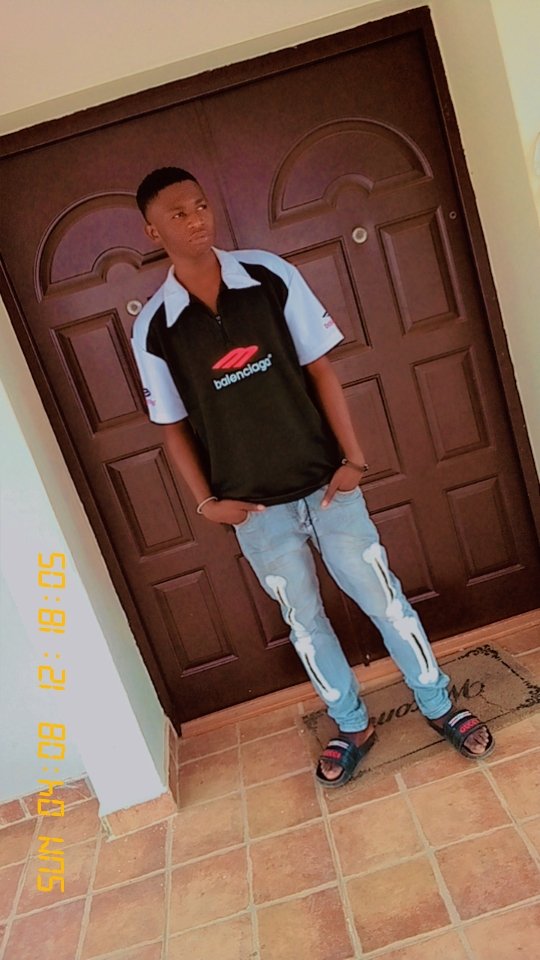 Sunday vibes✅ on God always✅🙏🙏