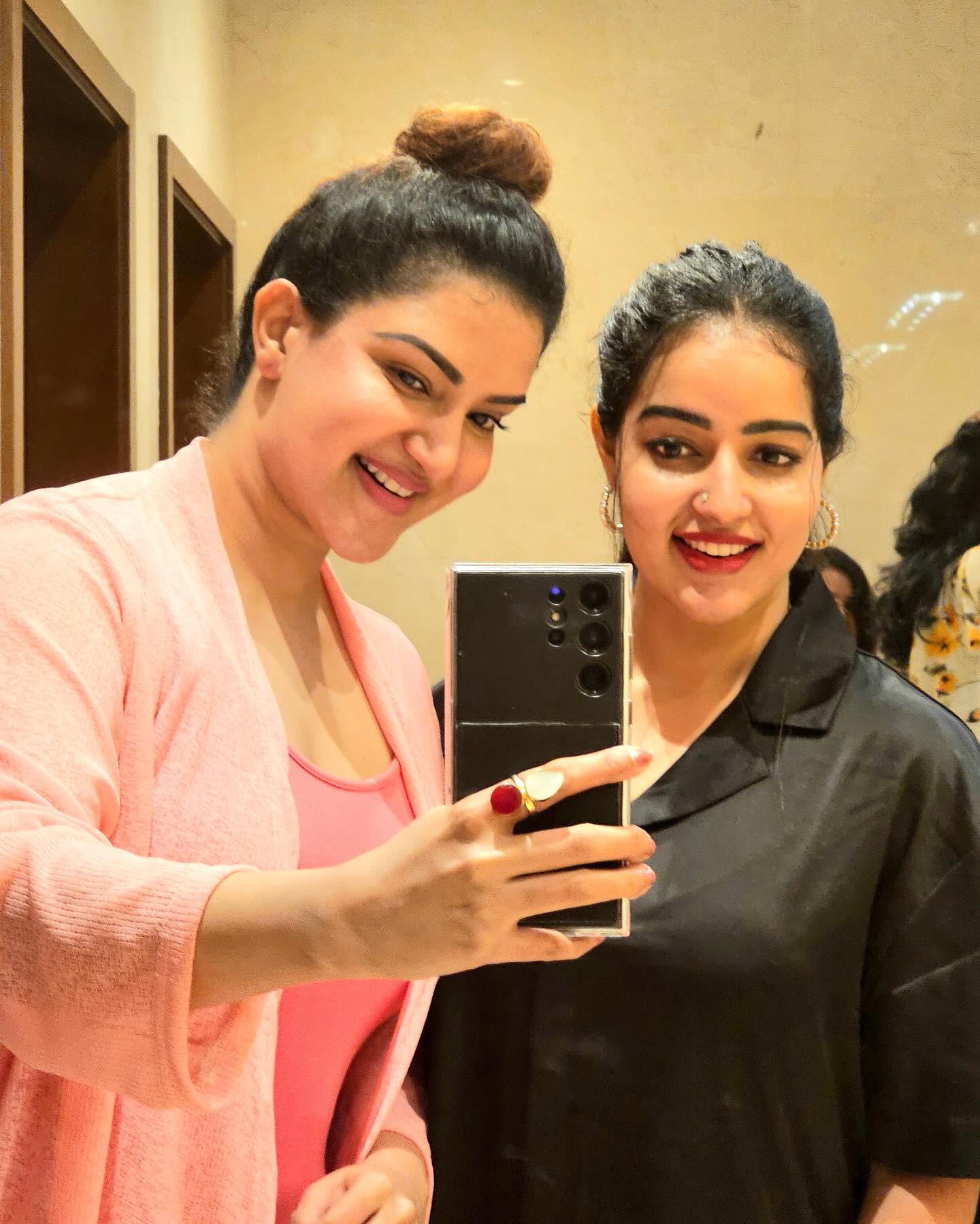 GVRFfMIagAAaBLl?format=jpg&name=large