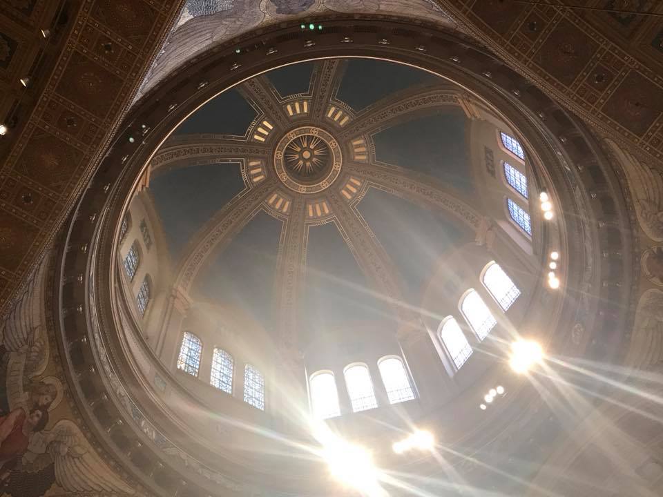 msgrjameson's tweet image. "Let my soul glory in the LORD"

Join us! #MassTimes:

9a: in English 
11a: in English + livestream
1:00p: en español + Transmitida en Vivo 
5:30p: English, interpreted for the deaf

stmatthewscathedral.org/schedule-worsh…