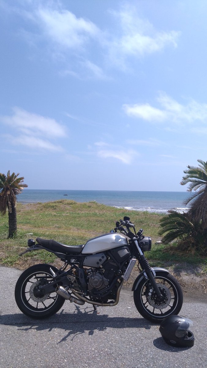 yuki19rr's tweet photo. 夏って幾つになっても��瞬だなぁ https://t.co/F9yUFTJec8